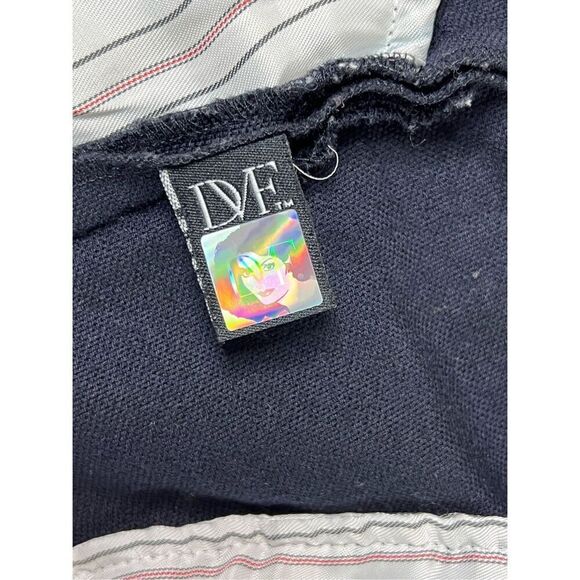 Diane Von Furstenberg Cuffed Mid Rise Pleated Navy Wool Shorts sz 4 Modern - Picture 8 of 12